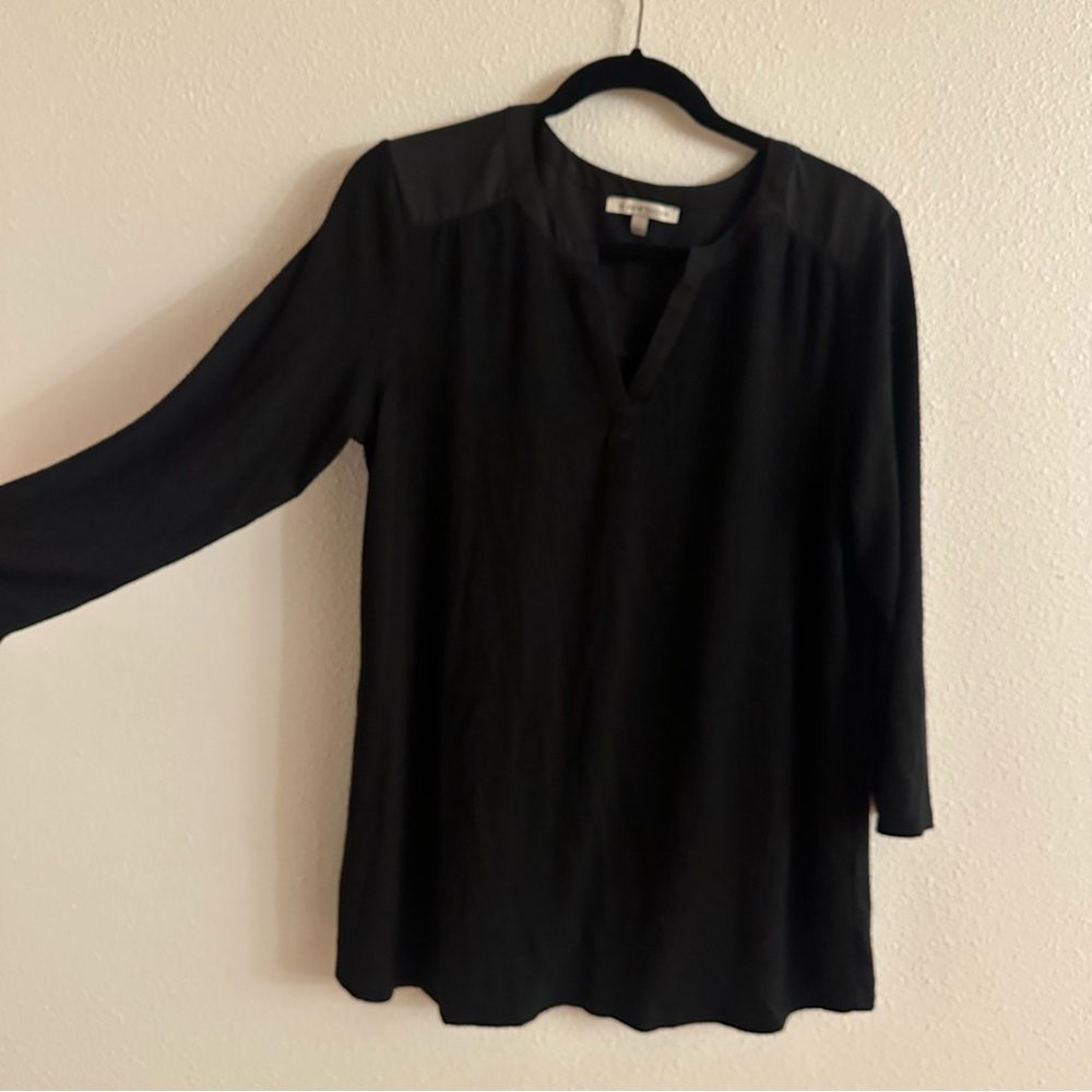 41 Hawthorn Classic Black Blouse